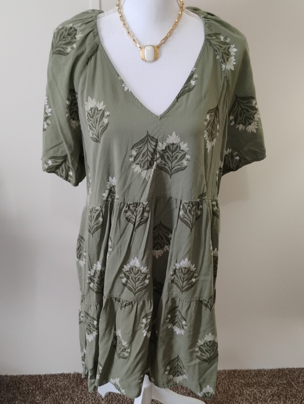 Old Navy Olive Green Floral V-Neck Top